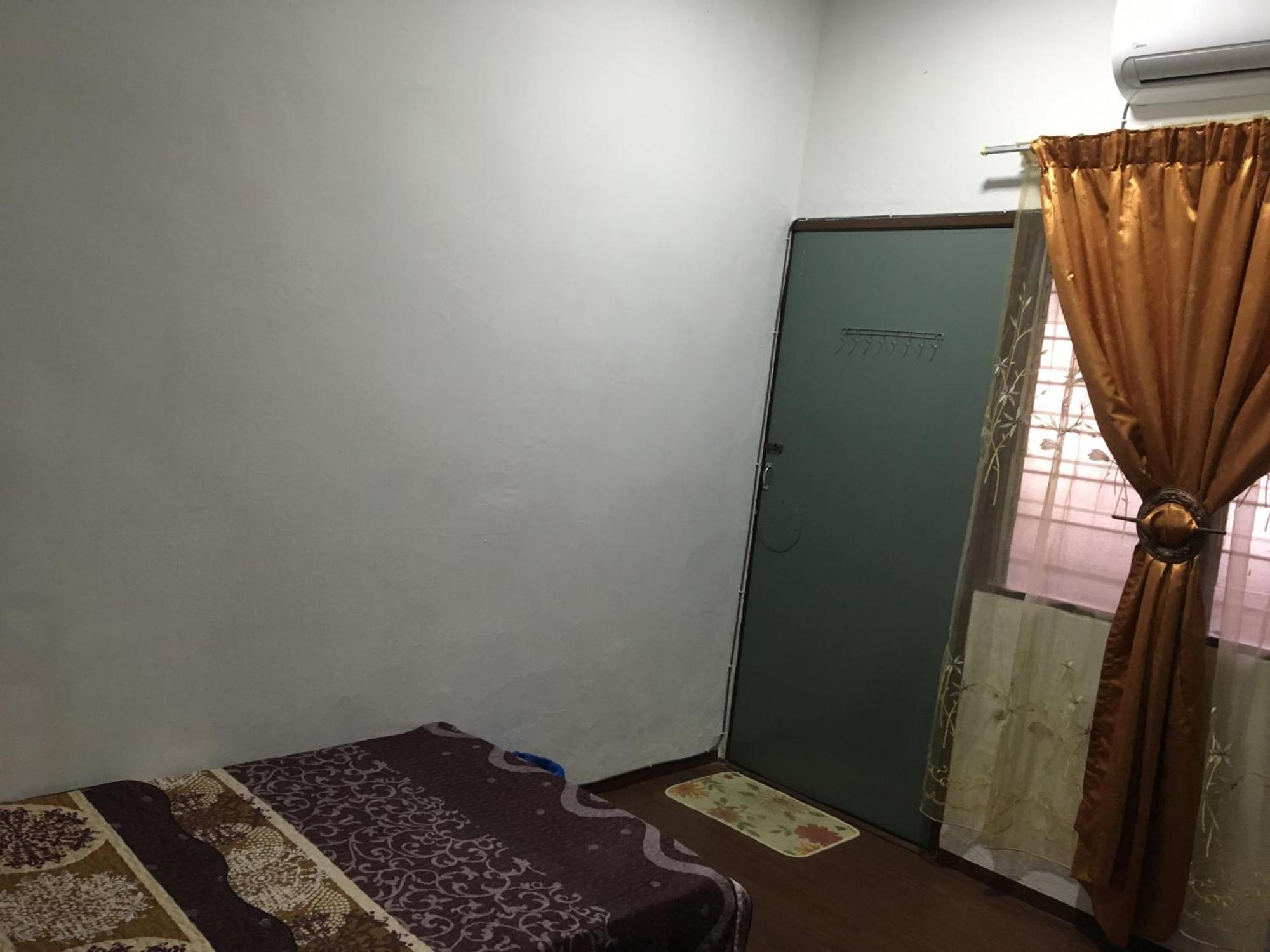 Rb Double Storey Bandar Tasik Selatan Homestay Kuala Lumpur Esterno foto